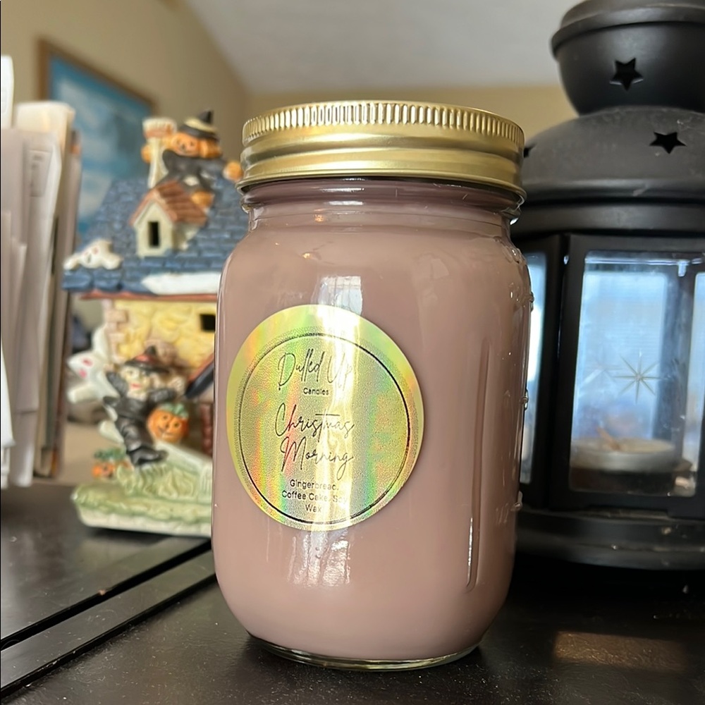 DolledUp Candles- 16oz Mason Jar Christmas Morning Gingerbread Coffee Candle - Picture 2 of 4